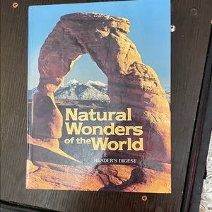 VINTAGE 1980 Readers Digest-Natural Wonders of the World Book